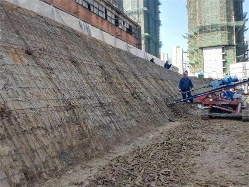 新源建筑边坡支护